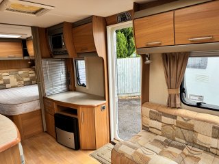 /photos/9211/565f992f-3b04-e2d7-c2a0-b907a5680872_i320x240.jpg