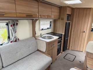 /photos/9211/b179cf48-e08e-2e7e-eee9-96b134211951_i320x240.jpg