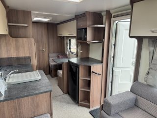 /photos/9211/c0657194-bb1d-d817-59d8-89e5d83ba4db_i320x240.jpg